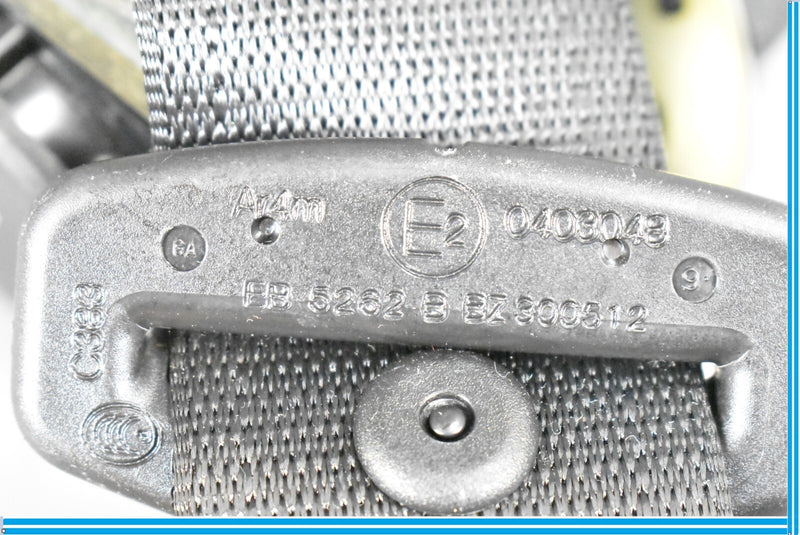 Load image into Gallery viewer, 04-13 Maserati Quattroporte M139 Rear Center Seat Belt Retractor Black Oem