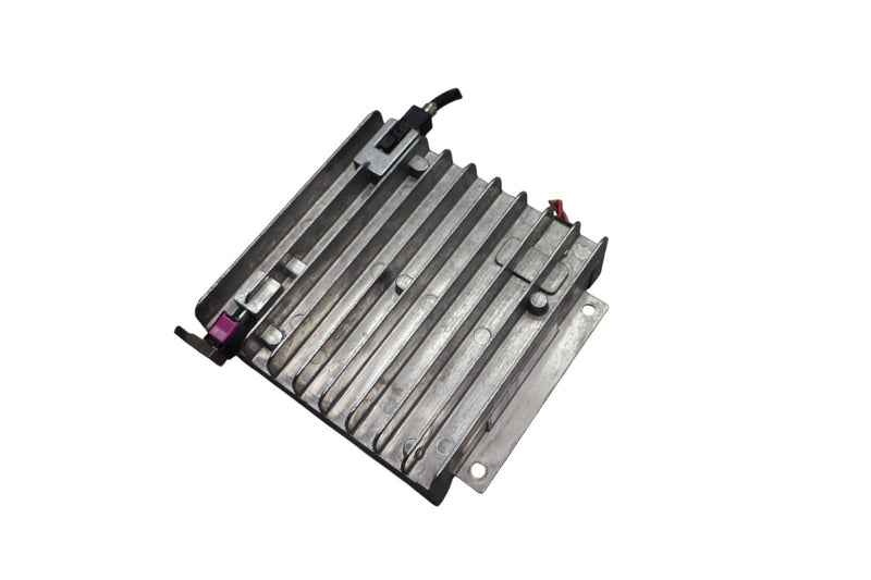 Load image into Gallery viewer, 06-11 Mercedes W219 CLS550 CLS500 Antenna Amplifier Booster Module ECU Oem
