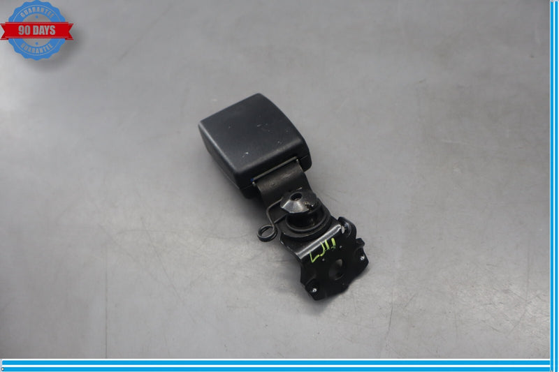 Load image into Gallery viewer, 12-18 Audi A7 A7 Quattro Rear Right/Left Side Seatbelt Latch Buckle Receiver Oem