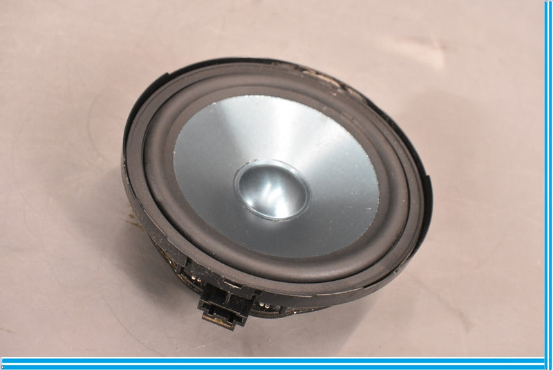 Load image into Gallery viewer, 10-16 Mercedes CLS550 W218 Rear Right Passenger Side Door Audio Speaker Oem