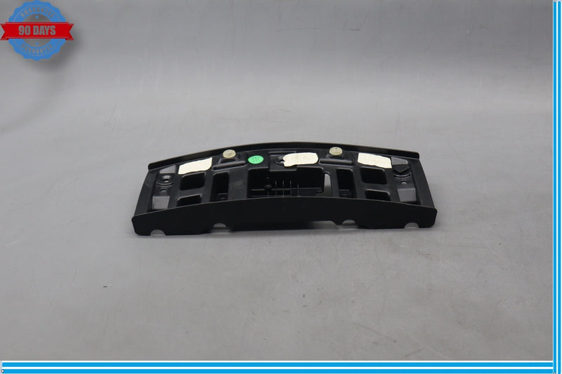 Load image into Gallery viewer, 14-20 Maserati Ghibli Quattroporte Front Left Side Seat Guard Cover Support Oem