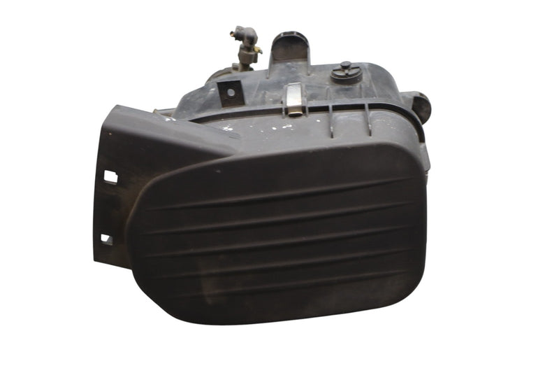 Load image into Gallery viewer, 14-17 Maserati Ghibli Right Side Engine Air Intake Filter Black 70552746 Oem