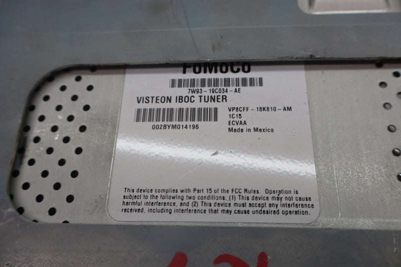 Load image into Gallery viewer, 10-13 Jaguar XK X150 XKR Radio Receiver Tuner Module 7W9319C034AE Oem