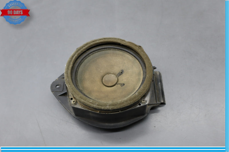 Load image into Gallery viewer, 06-10 Pontiac Solstice GXP Front Left Or Right Side Door Audio Radio Speaker Oem