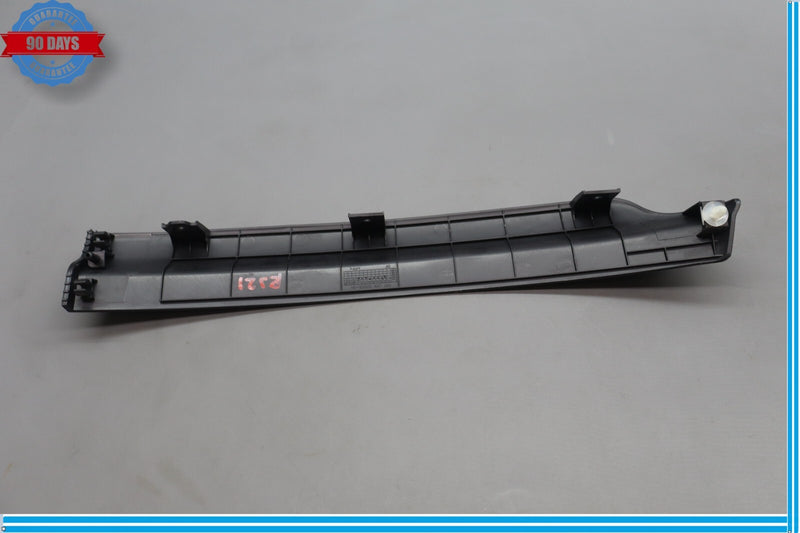 Load image into Gallery viewer, 15-20 Hyundai Genesis G80 Right Passenger Side Seat Outer Trim Cover Black Oem