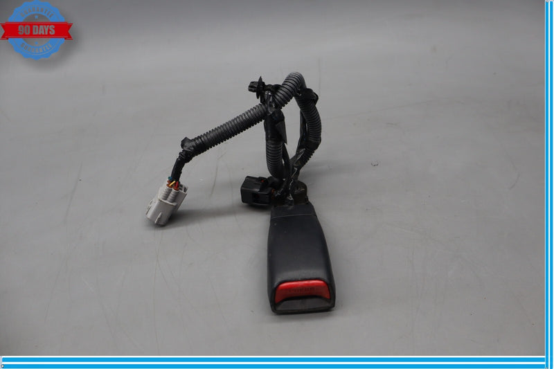 Load image into Gallery viewer, 01-06 Lexus LS430 SC430 Front Right Passenger Side Seat Belt Buckle Receiver Oem
