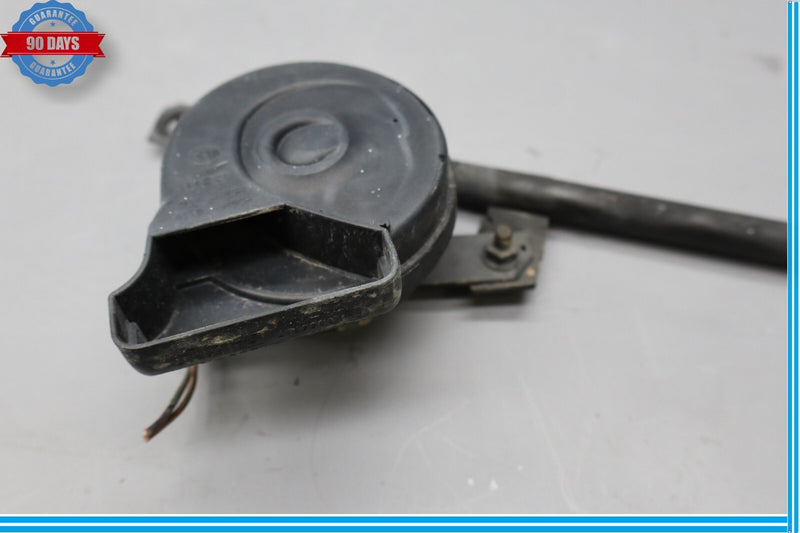 Load image into Gallery viewer, 03-06 Mercedes SL500 SL600 Left High Tone Signal Alarm Siren Horn Bosch Oem