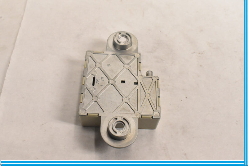 Load image into Gallery viewer, 08-16 BMW 528i 535i 550i F10 Radio Backup Antenna Amplifier Control Module Oem
