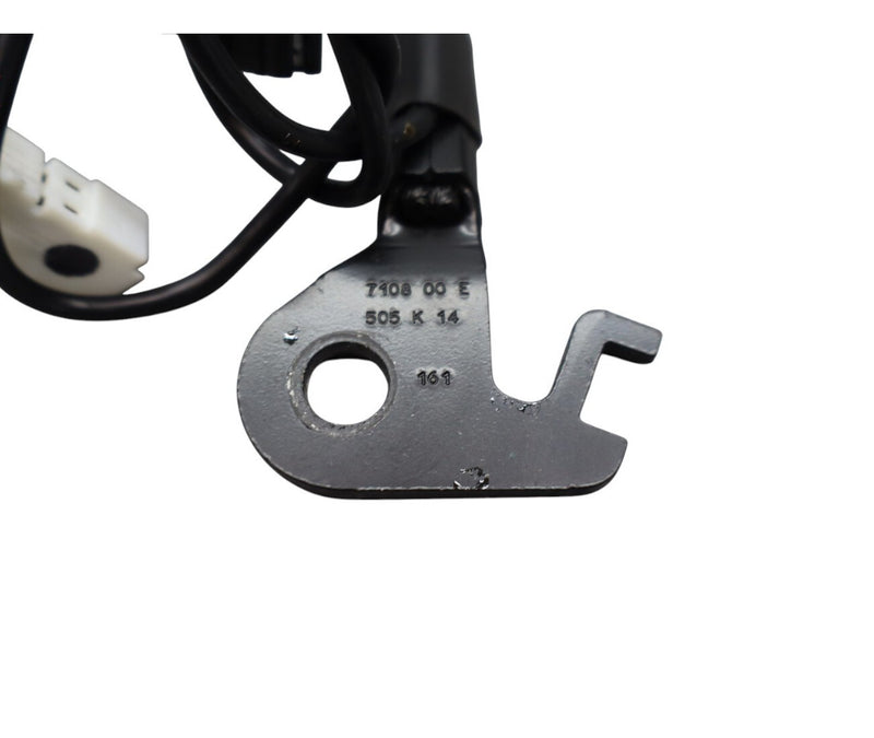 Load image into Gallery viewer, 14-21 BMW I01 i3 i3s Front Right Passenger Seat Belt Buckle Receiver Latch Oem