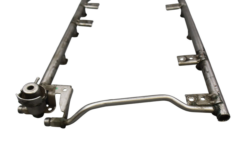Load image into Gallery viewer, 90-99 Mercedes R129 SL500 500SL M119 Engine Fuel Injection Rail Line Oem