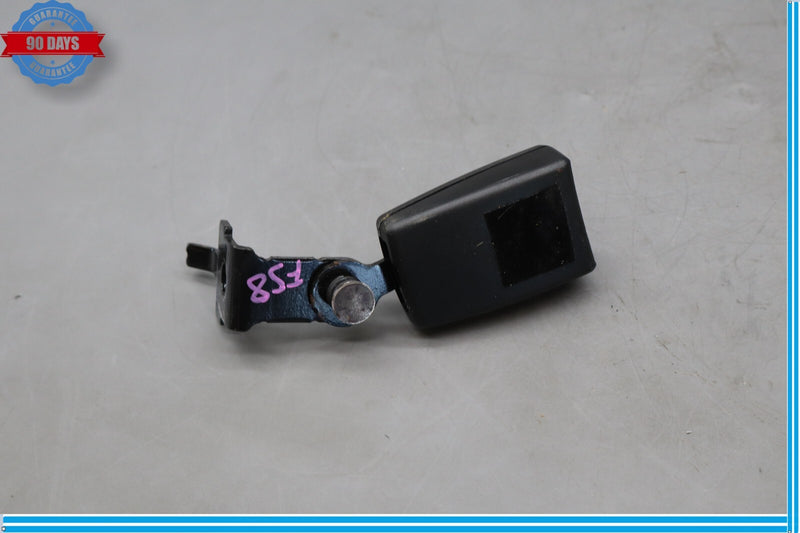 Load image into Gallery viewer, 08-14 BMW X5 X6 E70 Rear 2nd Row Right Side Seat Belt Seatbelt Buckle Oem