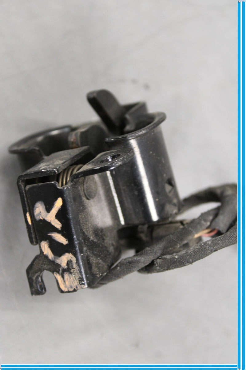 Load image into Gallery viewer, 06-11 Mercedes CLS550 W219 Right or Left Side Engine Hood Lock Latch Oem