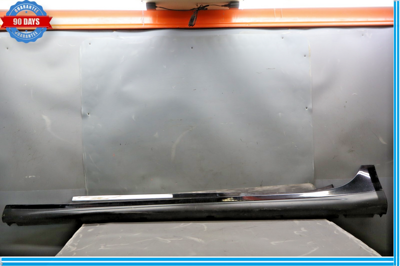 Load image into Gallery viewer, 14-20 Maserati Ghibli M157 Left Driver Side Skirt Rocker Panel Molding Oem