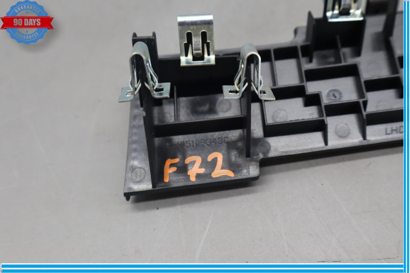 Load image into Gallery viewer, 14-22 Land Rover Range Rover Sport Dash Center Air Vent Grille Bezel Oem