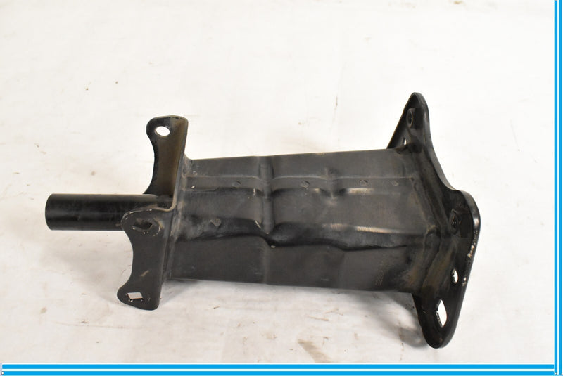 Load image into Gallery viewer, 07-12 Mercedes GL450 X164 Front Right Pass Side Bumper Reinforcement Bar Bracket