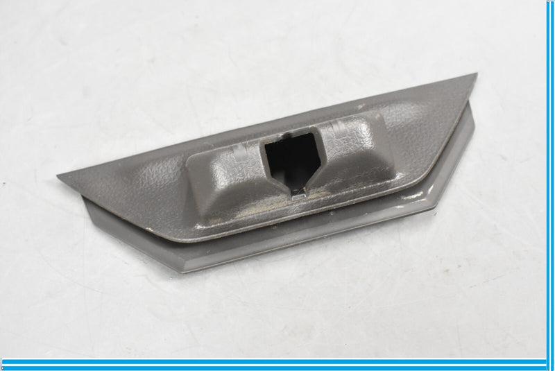 Load image into Gallery viewer, 11-17 Volkswagen VW Touareg Rear Tailgate Trunk Latch Trim Cover Black Oem