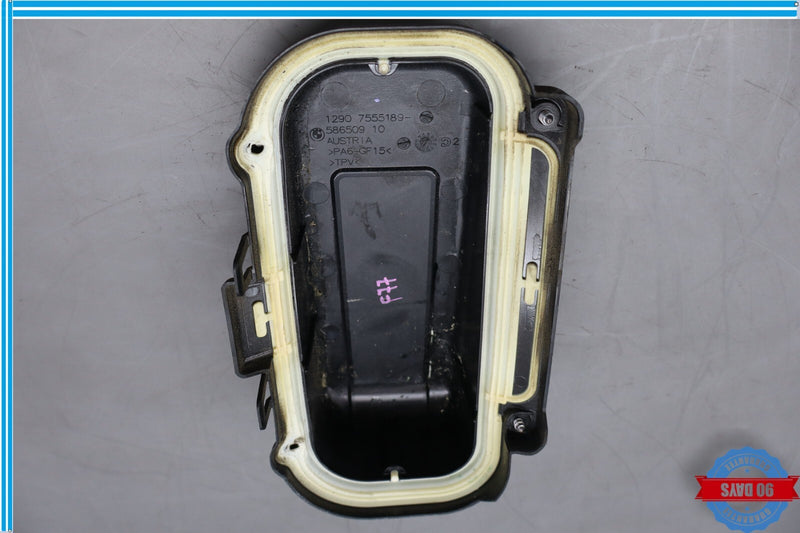 Load image into Gallery viewer, 09-12 BMW 750Li F02 Engine Fuse Box Fusebox Lid Cover Housing Black Oem