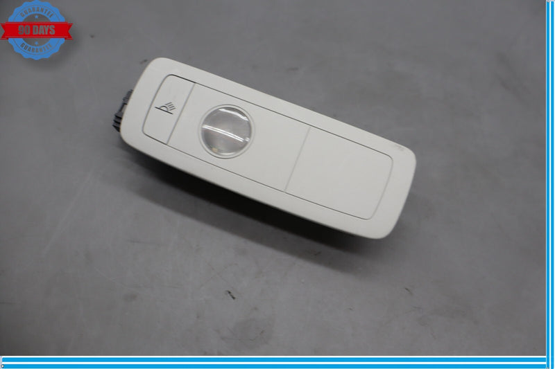 Load image into Gallery viewer, 11-14 Volkswagen VW Touareg Rear Right Passenger Side Interior Dome Light Oem