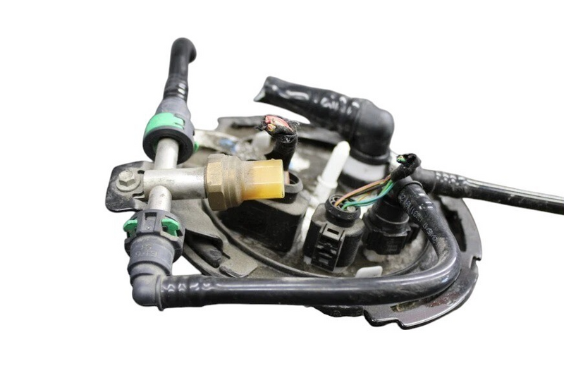 Load image into Gallery viewer, 14-17 Land Rover Range Rover Sport Fuel Gas Tank Reservoir HPL-A9K007 OEM