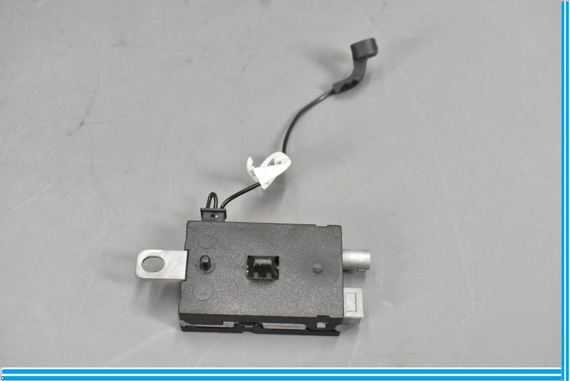 Load image into Gallery viewer, 09-15 Jaguar XF XFR X250 Radio FM Control Antenna Amplifier Module Unit Oem