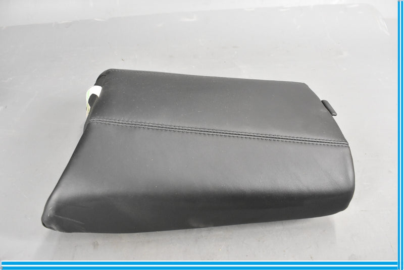 Load image into Gallery viewer, 12-18 BMW F12 F13 640i 650i Soft Center Tail Seat Cushion Oem