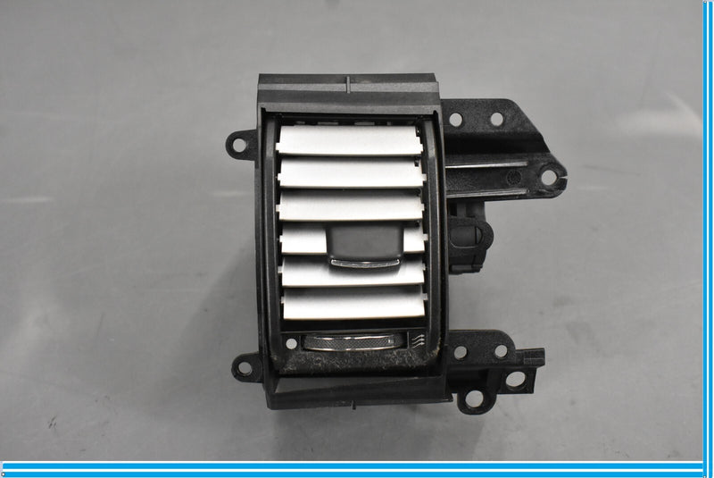 Load image into Gallery viewer, 09-12 Jaguar XF XFR X250 Left Driver Center Dash A/C Air Conditioning Vent Oem