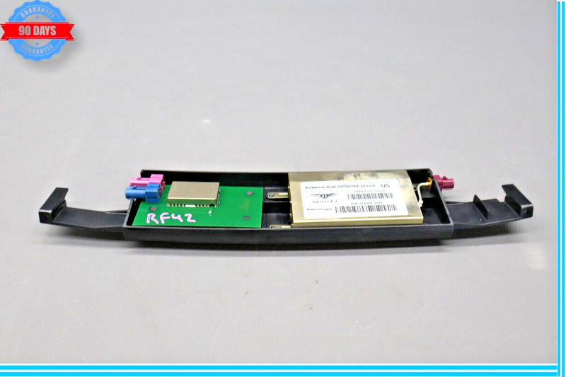 Load image into Gallery viewer, 03-12 Bentley Continental Flying Spur GPS Phone Antenna 3W0035507B Oem