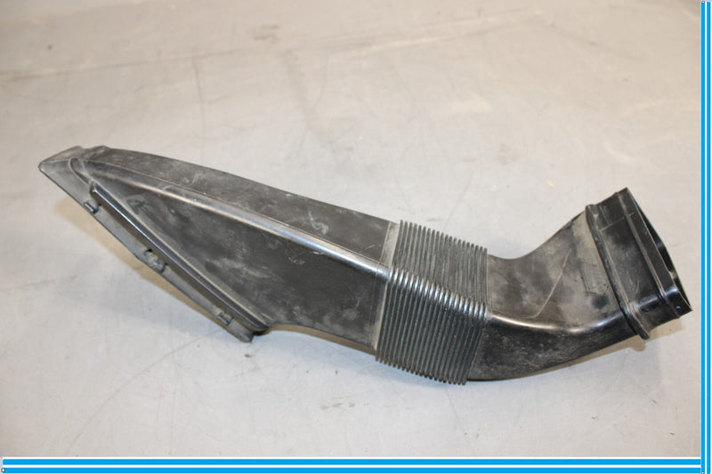 Load image into Gallery viewer, 06-10 Bentley Continental Engine Air Intake Left Upper Duct Tube 3W0129617 Oem
