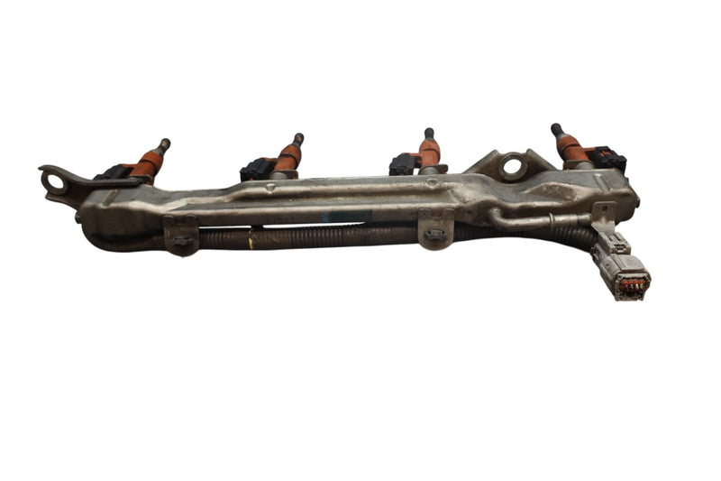 Load image into Gallery viewer, 07-17 Lexus USF40 LS460 Left Driver Side Outer Fuel Injection Rail Oem