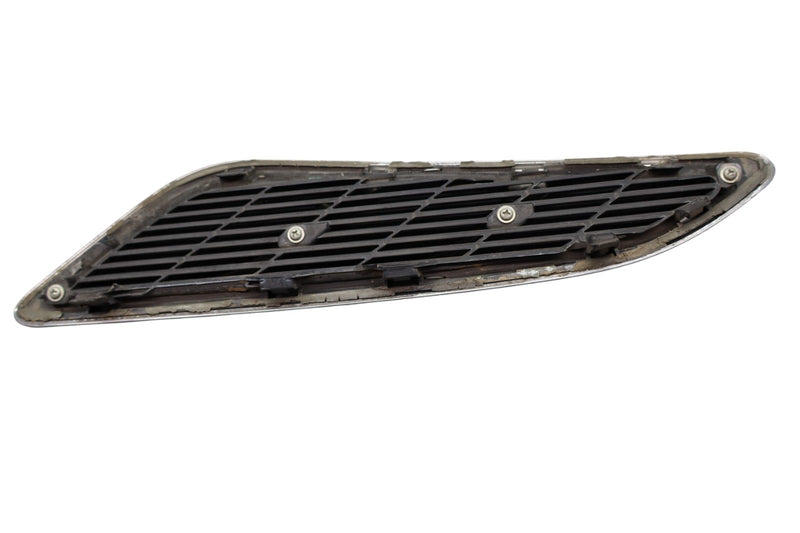 Load image into Gallery viewer, 11-17 Infiniti QX56 QX80 Front Right Passenger Side Fender Vent Grille Oem