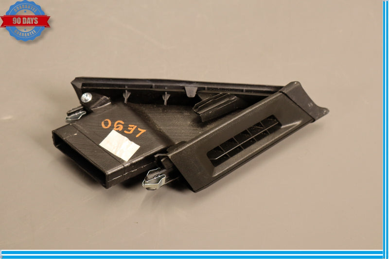 Load image into Gallery viewer, 14-21 Maserati Ghibli Front Left Driver Side Door Panel Trim Vent Oem