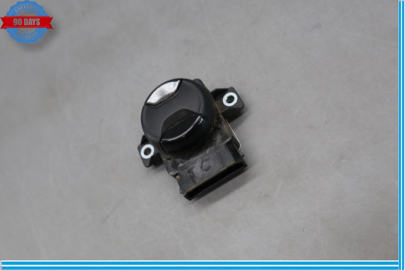 Load image into Gallery viewer, 11-17 Volkswagen Touareg Right Passenger Side Seat Lumbar Control Switch Oem