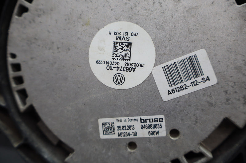 Load image into Gallery viewer, 11-17 Volkswagen Touareg Engine Radiator Cooling Fan Motor Assembly Oem