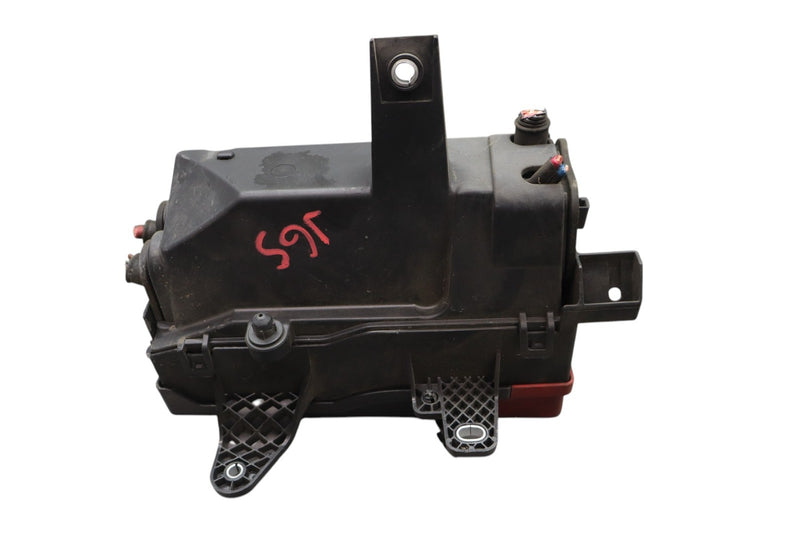 Load image into Gallery viewer, 17-20 Jaguar XE X260 Front Engine Bay Fuse Relay Box Junction Block Oem