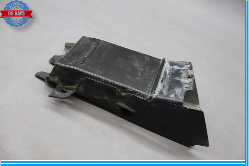 Load image into Gallery viewer, 09-12 BMW 750i 750Li F01 F02 Front Left Driver Side Brake Air Duct / Tube Oem