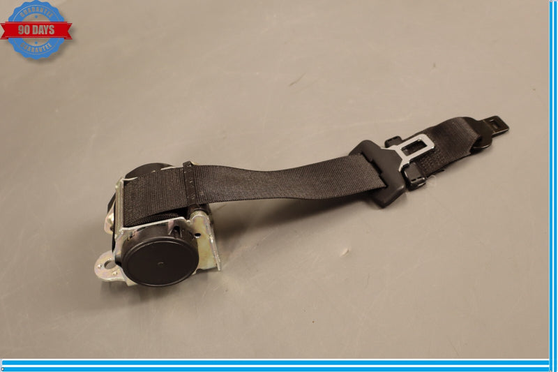 Load image into Gallery viewer, 14-18 Maserati Ghibli Rear Center Seat Belt Retractor 6700174400 Oem