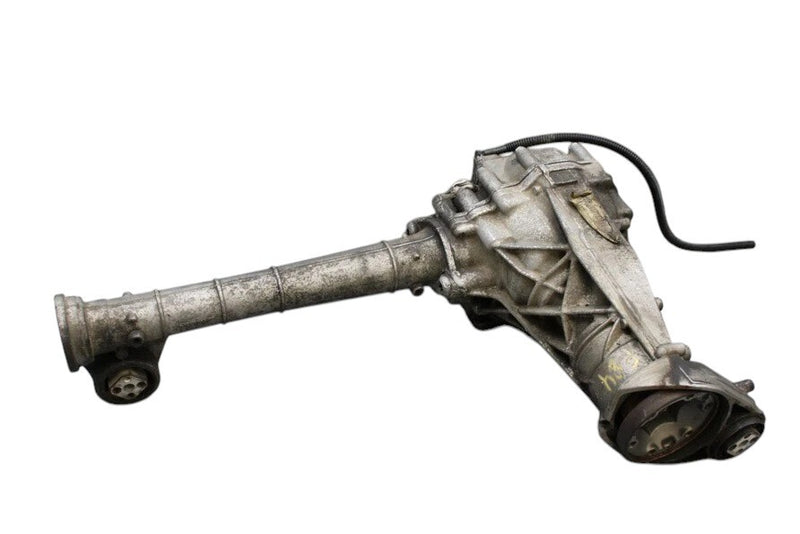 Load image into Gallery viewer, 07-10 Audi Q7 Front Diff Differential Axle Carrier Assembly 4460310026 OEM