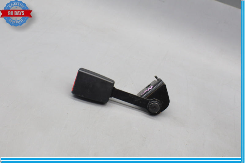 Load image into Gallery viewer, 09-15 BMW 750Li 750Li xDrive Rear Left Side Seat Belt Buckle Receiver Oem
