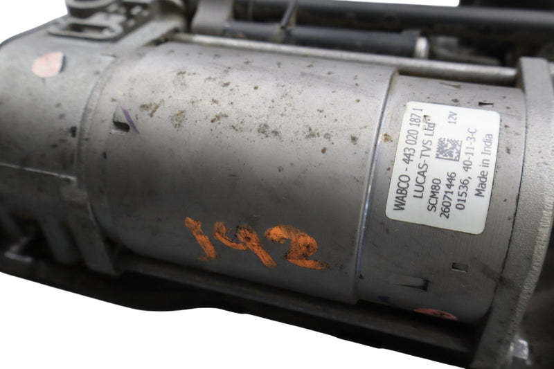 Load image into Gallery viewer, 11-18 Audi A8 A8L Quattro Air Suspension Compressor Pump W/ Bracket Oem