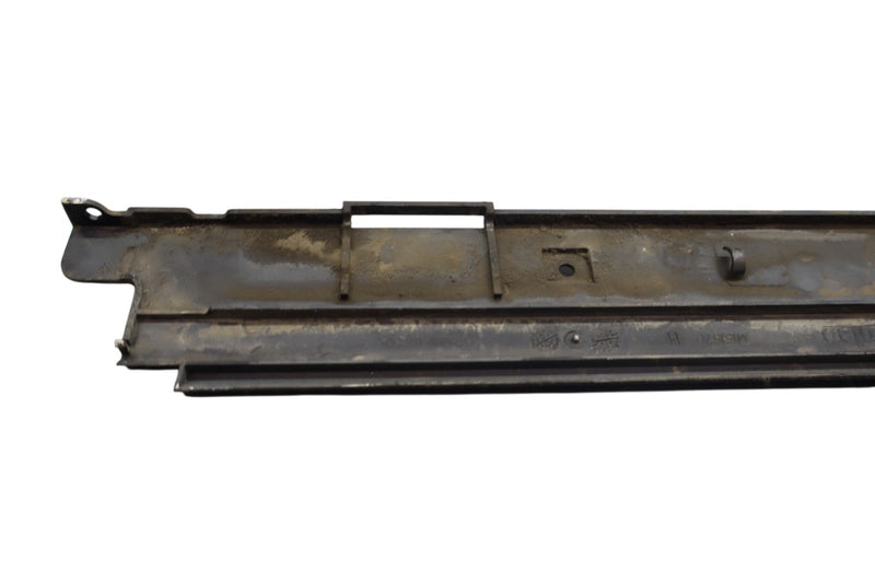 Load image into Gallery viewer, 12-16 BMW 320i 328i 428i Radiator Cooling Fan Upper Bracket Cover Sealing Oem