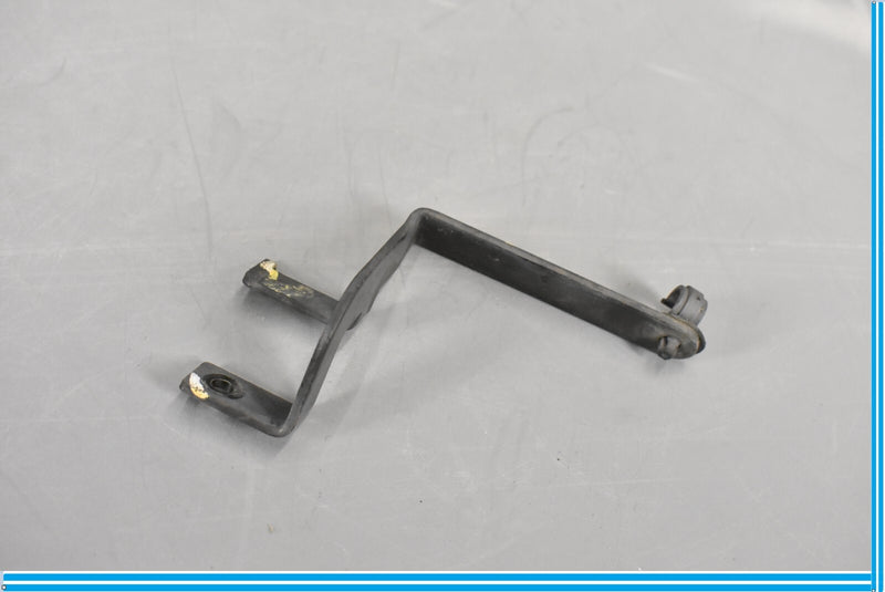 Load image into Gallery viewer, 09-15 Jaguar XJ XJL Front Lower Bracket Mount Hanger Support Oem