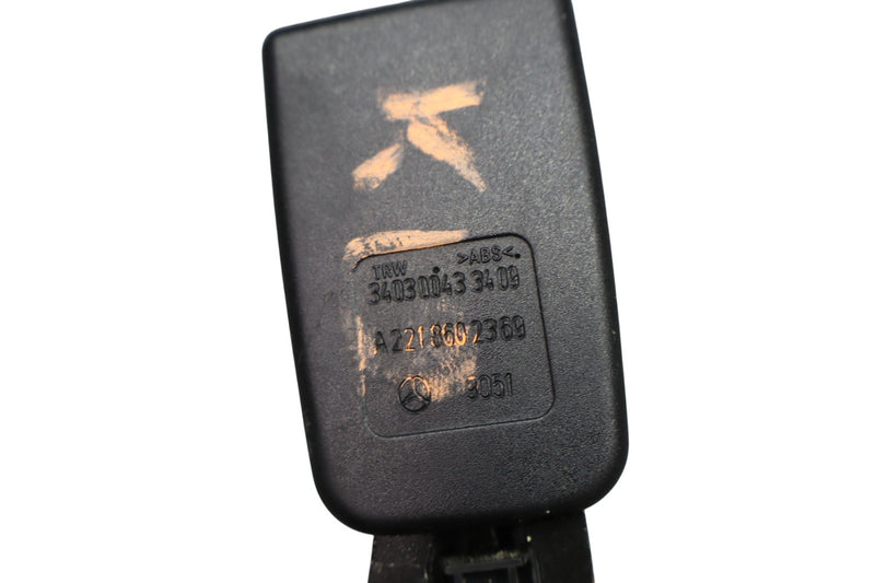 Load image into Gallery viewer, 07-13 Mercedes S550 S400 S600 W221 Rear Left Driver Side Seat Belt Buckle Oem