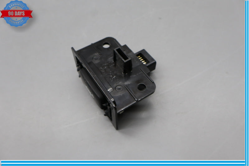 Load image into Gallery viewer, 07-17 Lexus LS460 Power Trunk Close Lid Control Switch Button 15C081 Oem