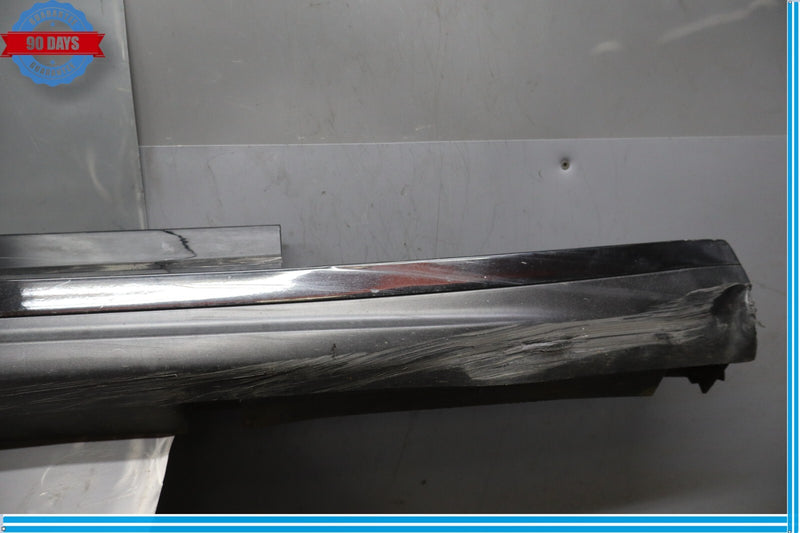 Load image into Gallery viewer, 14-20 Maserati Ghibli M157 Right Passenger Side Skirt Rocker Panel Molding Oem