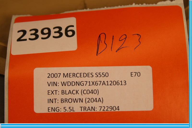 Load image into Gallery viewer, 07-13 Mercedes W221 S550 S450 Left Side Interior Door Panel Trim Cover Oem