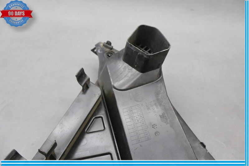 Load image into Gallery viewer, 10-17 BMW 535i GT xDrive Engine Bay Windshield Cowl Panel Cover Oem