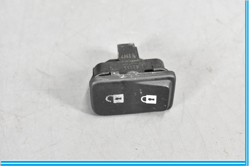 Load image into Gallery viewer, 04-11 Volvo C70 Front Door Lock Control Switch Button Oem