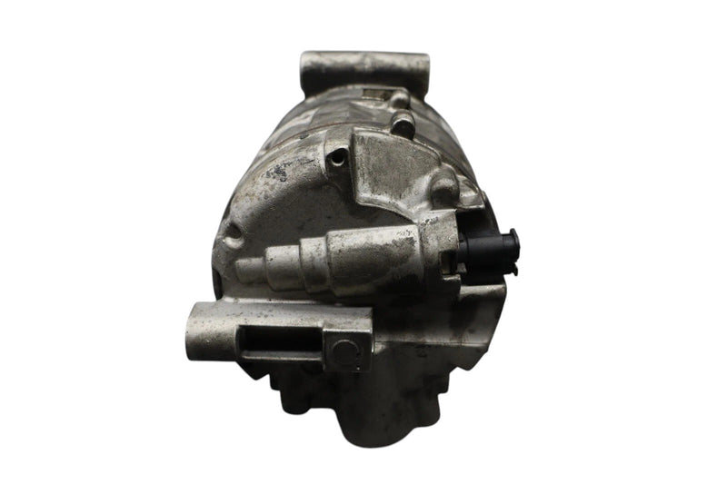 Load image into Gallery viewer, 12-15 Mercedes C250 SLK250 A/C Air Conditioning Compressor Pump 0022304511 Oem