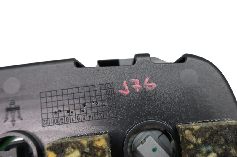 Load image into Gallery viewer, 14-17 Maserati Ghibli Rear Overhead Dome Light Reading Lamp Module Black Oem