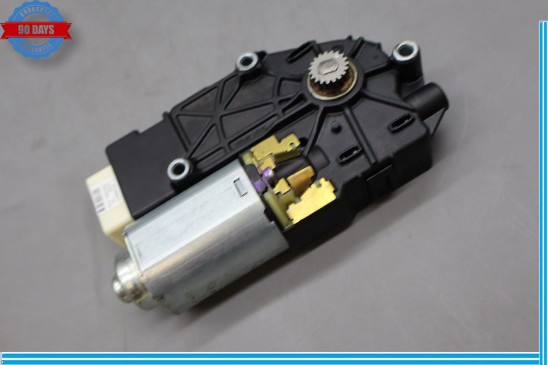 Load image into Gallery viewer, 10-15 Jaguar XJ XJL XJR X351 Panoramic Sun Moon Roof Motor Oem